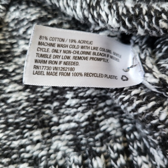 Merona Cardigan Black & White {Small} - Picture 8 of 12